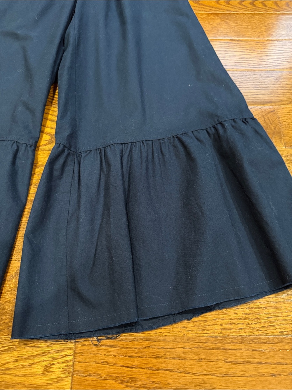 Navy Wide-Leg Ruffle Hem Pants - Picture 5 of 12